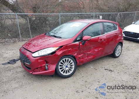 2015 Ford Fiesta Titanium из США, поврежденный, VIN 3FADP4FJ9FM210743